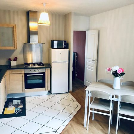 Logement Centre Ville D'Epernay Avec Parking Prive Eksteriør billede